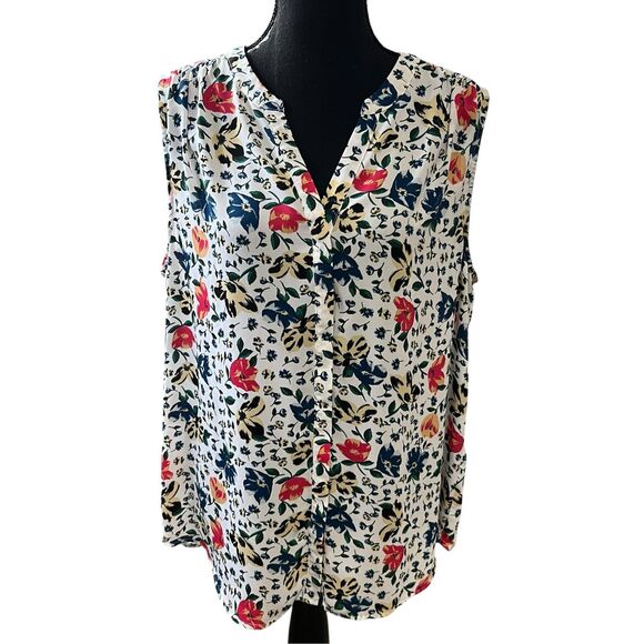 Chelsea & Theodore Tops - Chelsea & Theodore Sleeveless XL Top Blouse White Blue Red Floral V Neck career